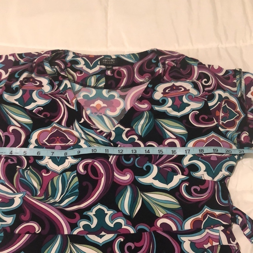 Nicole Miller ruffled dress with patterned design - Picture 3 of 7